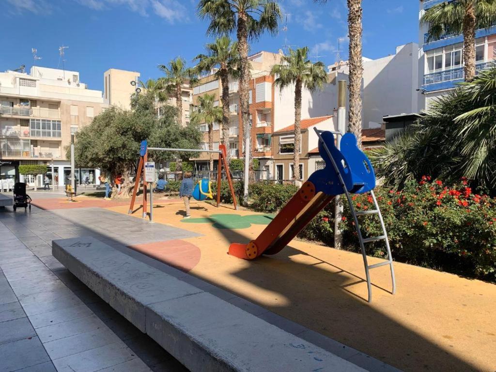 Eb By Zanis Lägenhet Torrevieja Exteriör bild