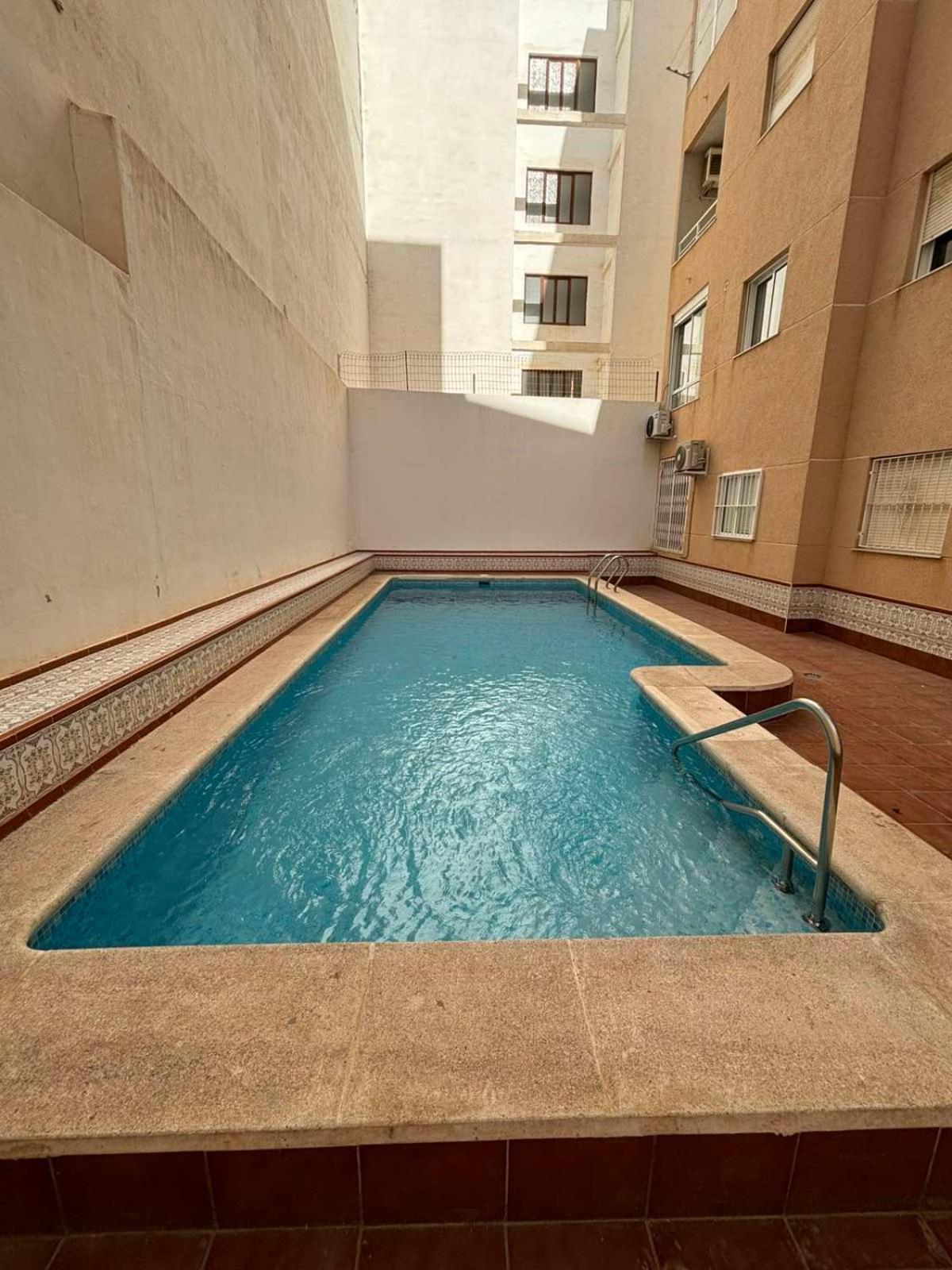 Eb By Zanis Lägenhet Torrevieja Exteriör bild